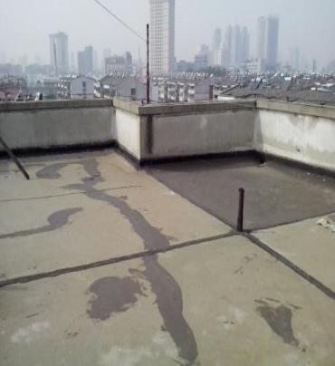 恒山漏水维修 楼顶漏水是什么原因，楼顶漏水维修方法是什么?